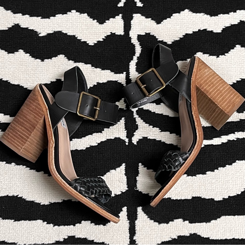 Steve Madden Cadence Black Heeled Sandals Size 7.5 - Picture 9 of 15